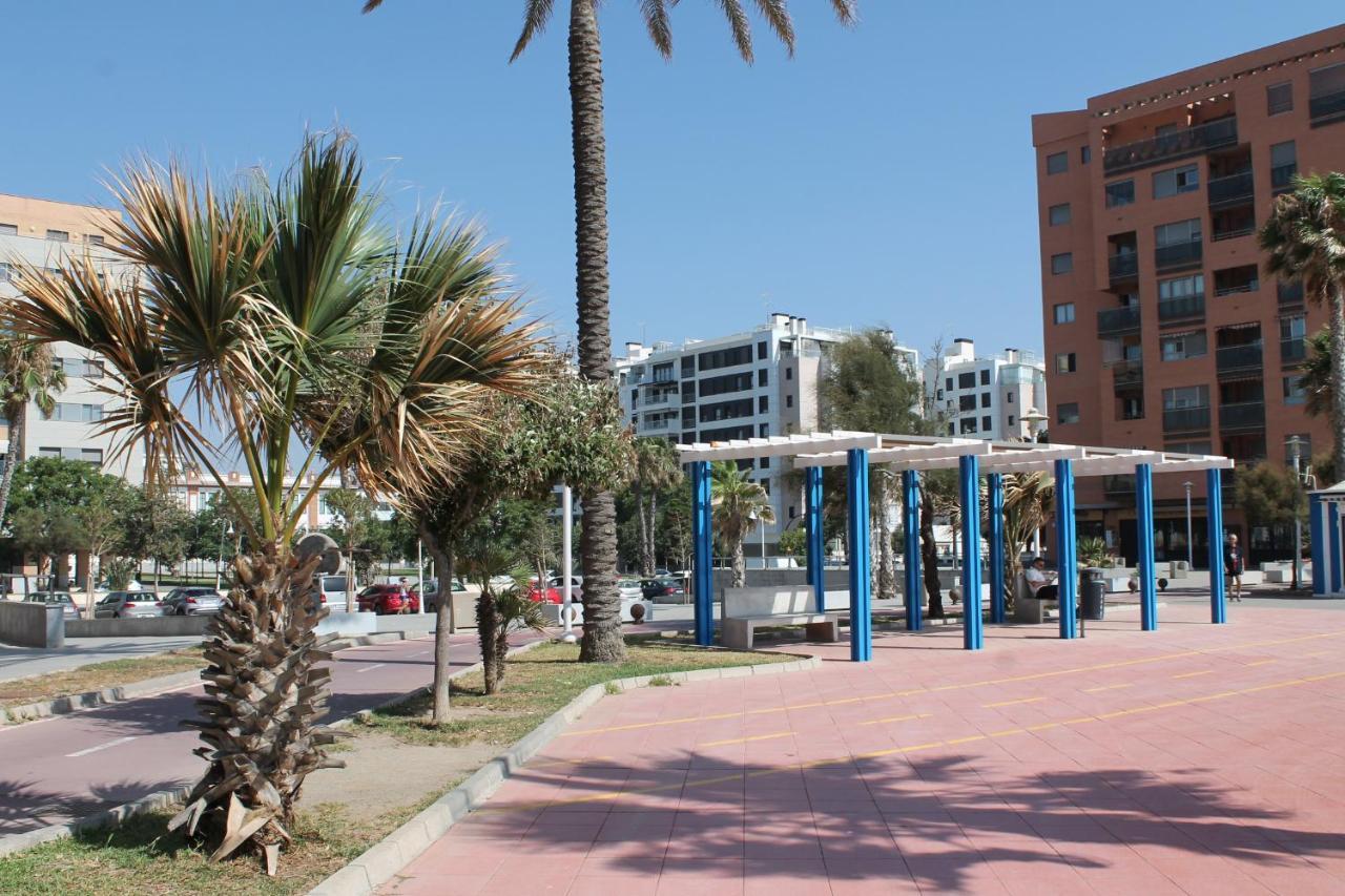 Frente Al Mar Apartment มาลากา ภายนอก รูปภาพ