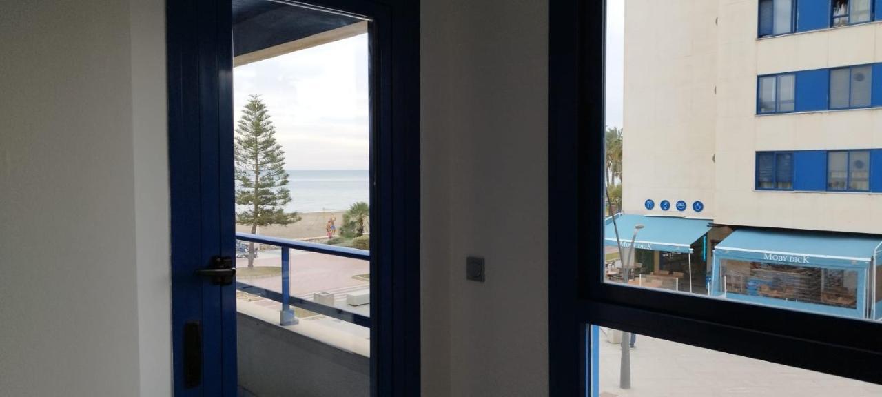 Frente Al Mar Apartment มาลากา ภายนอก รูปภาพ